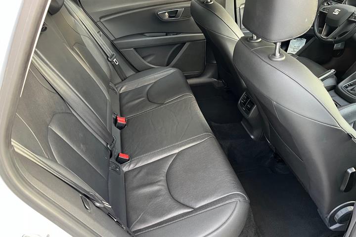 Hvid Seat Leon fra 2016