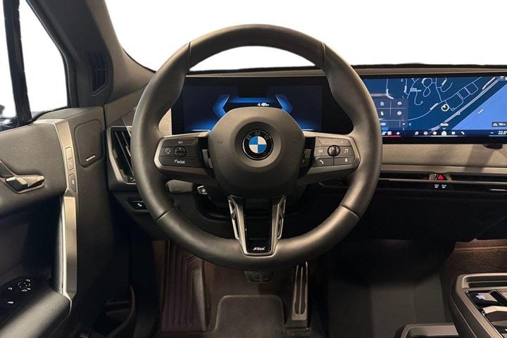 Sort BMW iX fra 2026