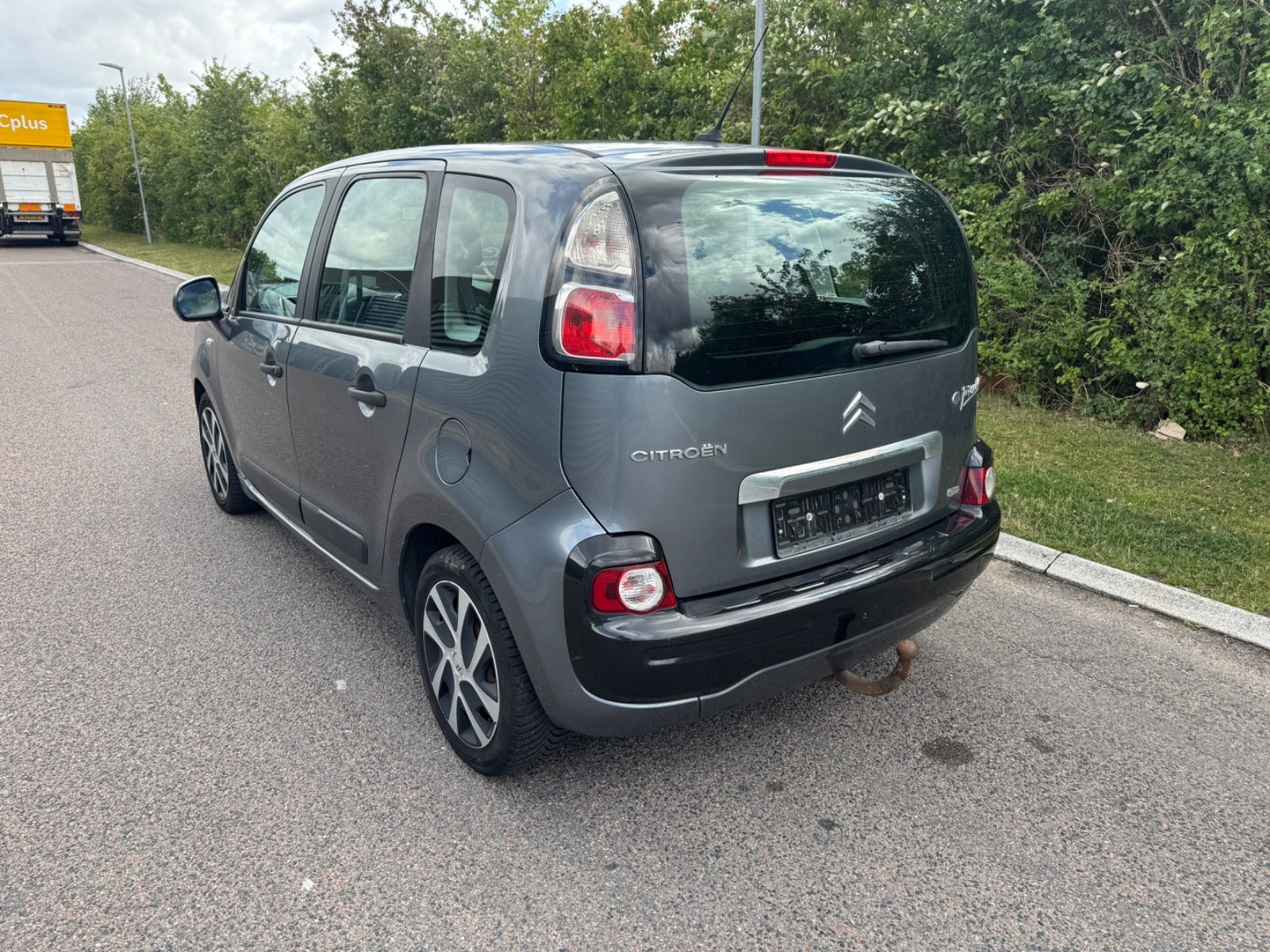Grøn Citroën C3 Picasso fra 2012