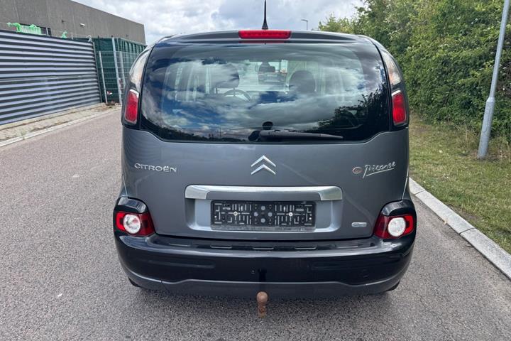 Grøn Citroën C3 Picasso fra 2012