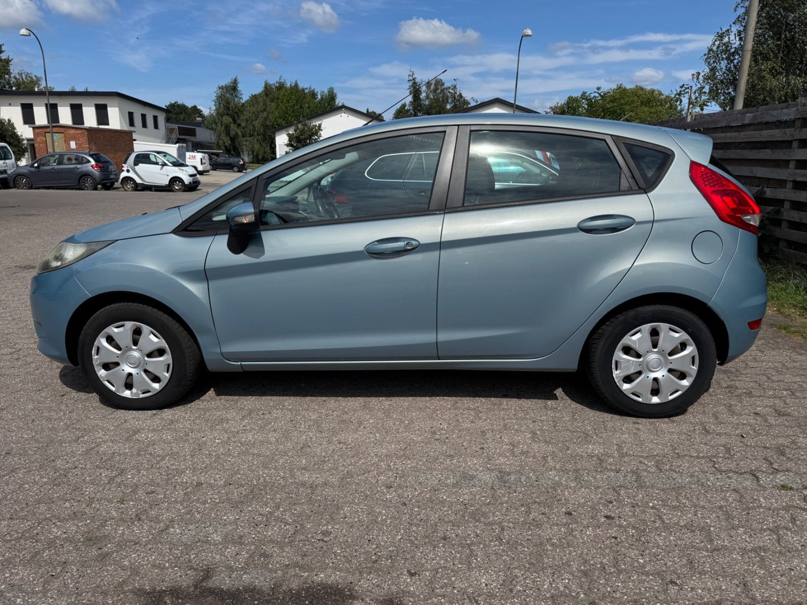 Grøn Ford Fiesta fra 2009