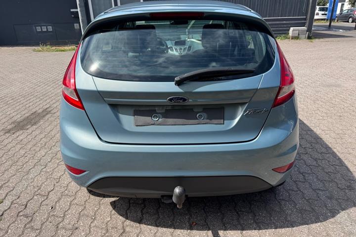 Grøn Ford Fiesta fra 2009