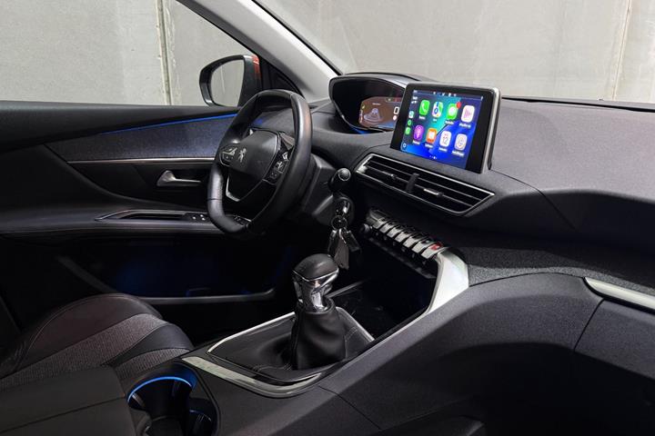 undefined Peugeot 3008 fra 2018