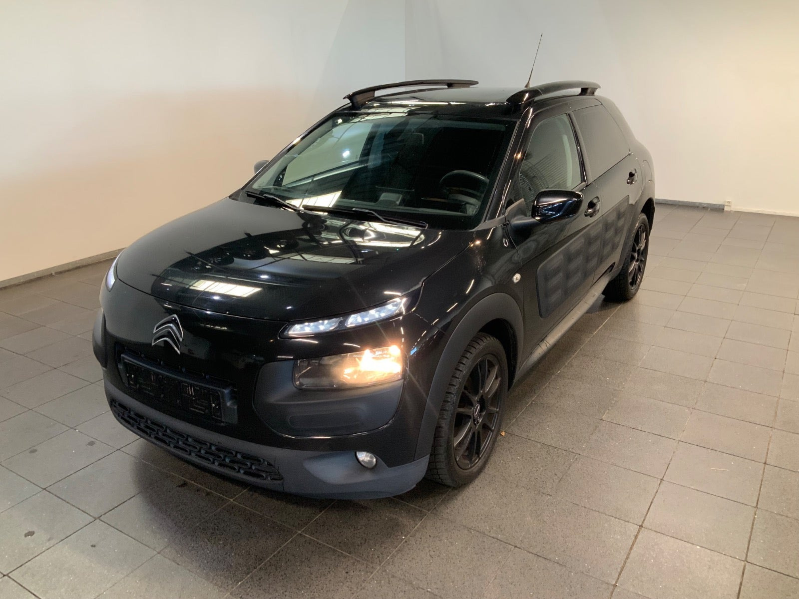 Citroën C4 Cactus 1,6 BlueHDi 100 Challenge