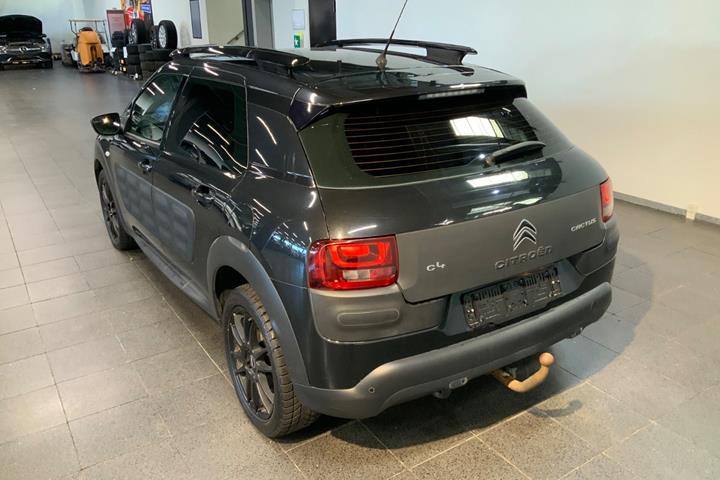 Sort Citroën C4 Cactus fra 2016