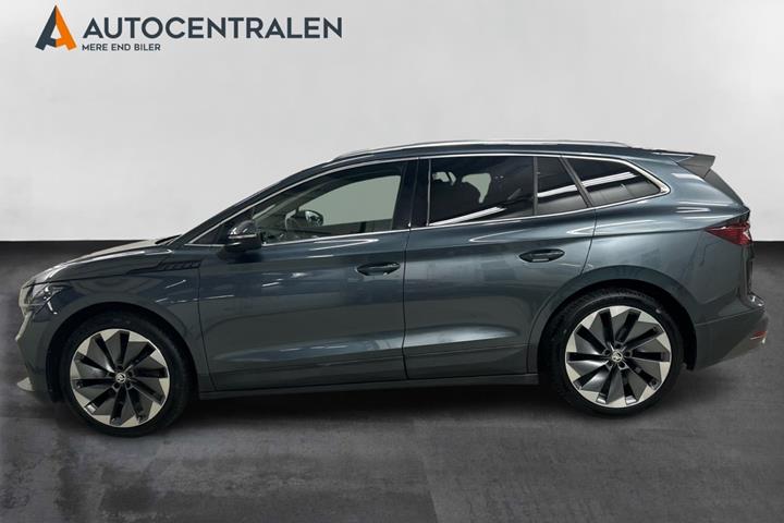 Grå Skoda Enyaq fra 2021