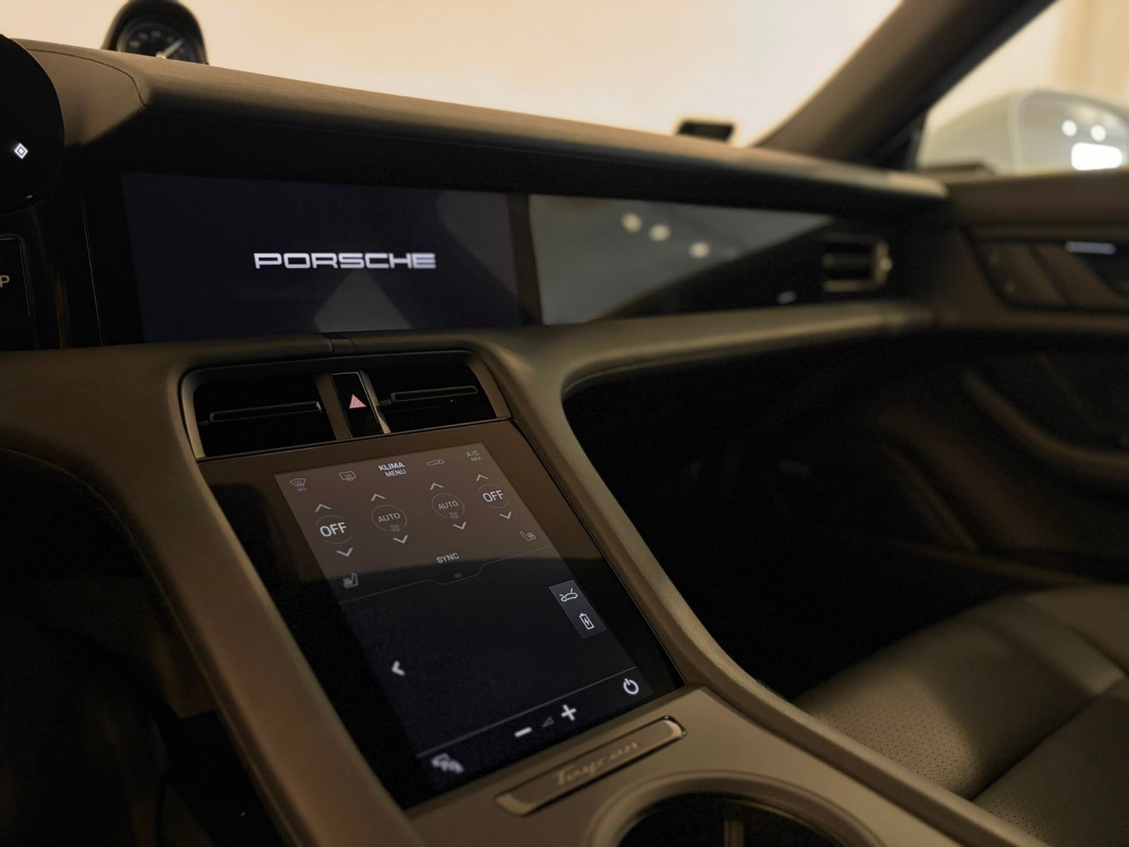 Porsche Taycan Performance+