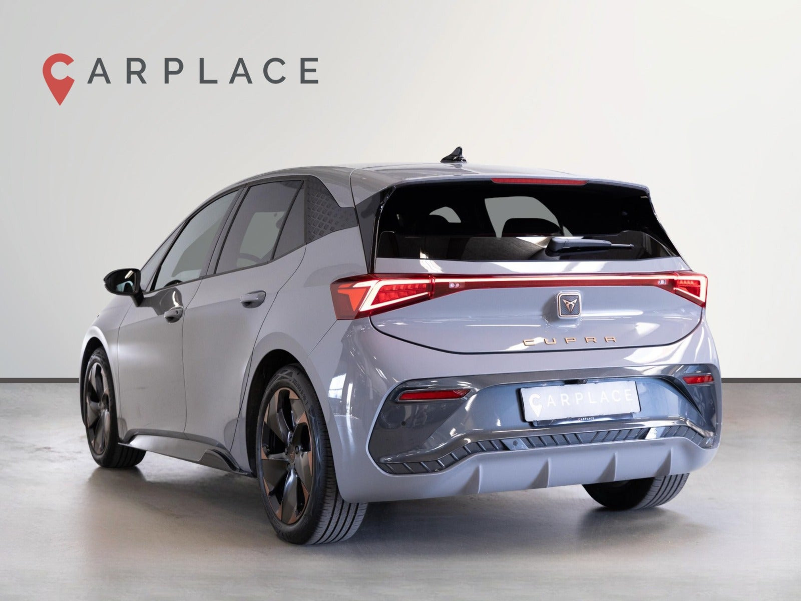 Grå Cupra Born fra 2024