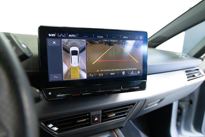 Grå Cupra Born fra 2024
