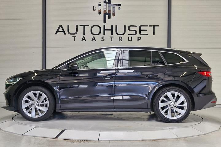 Sort Skoda Enyaq fra 2021