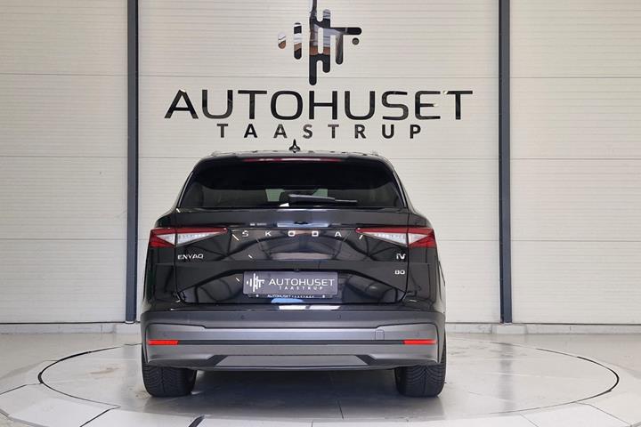 Sort Skoda Enyaq fra 2021