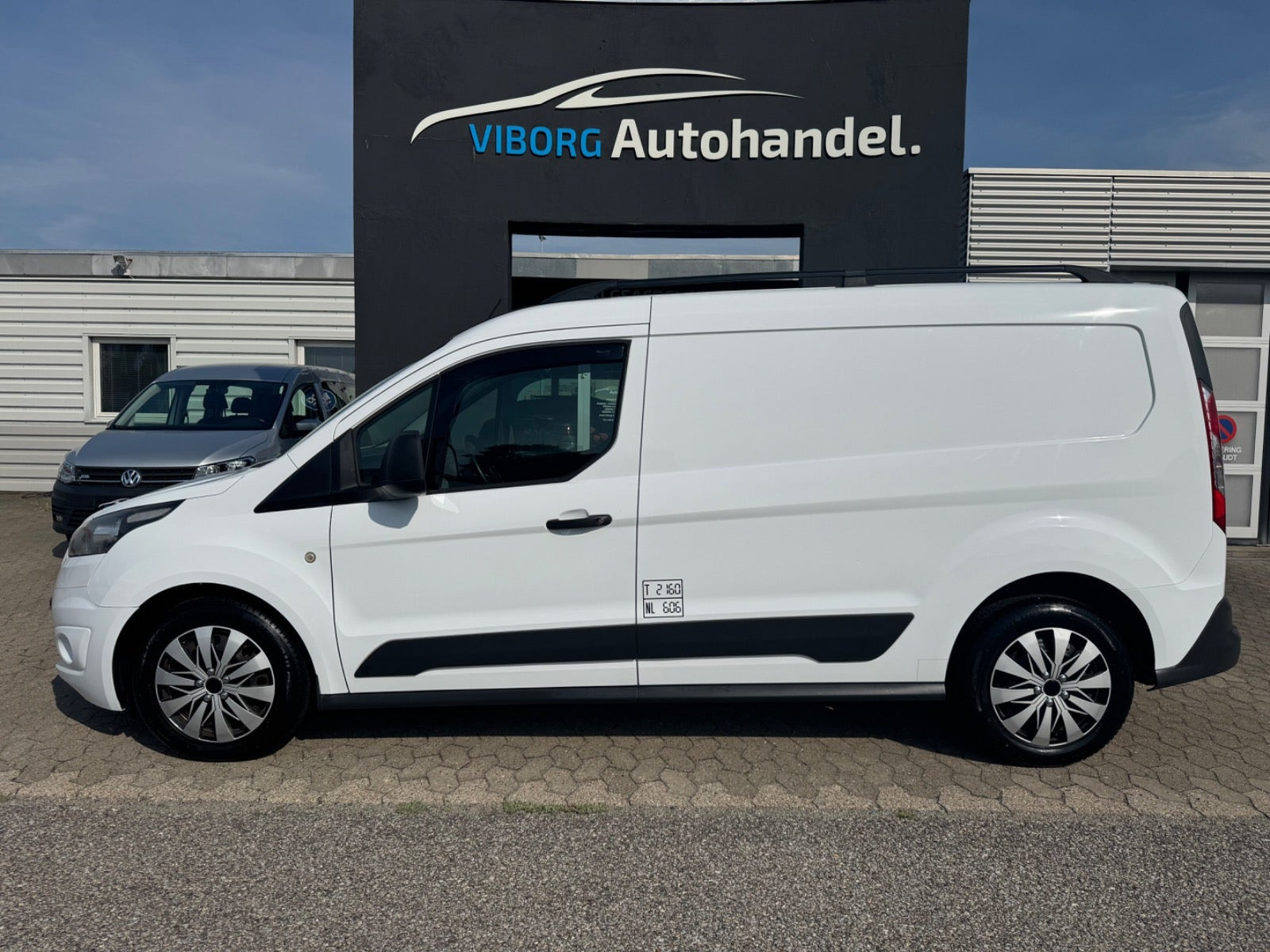 Hvid Ford Transit Connect fra 2015