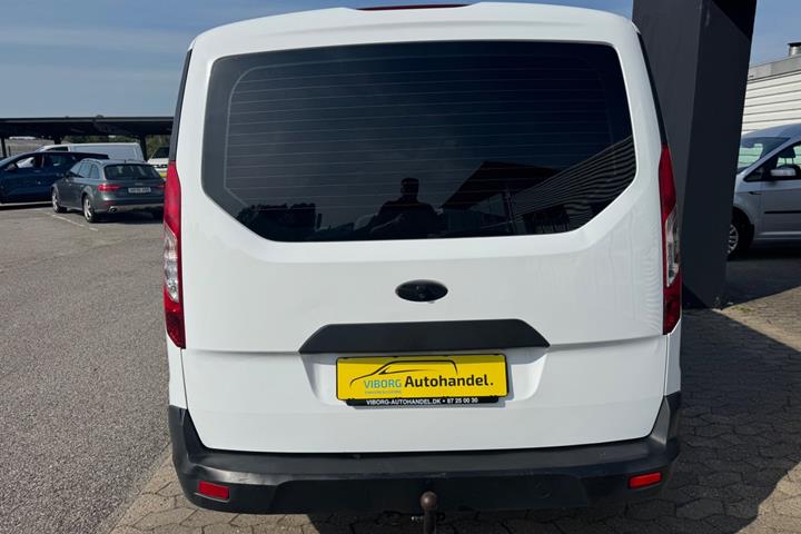 Hvid Ford Transit Connect fra 2015