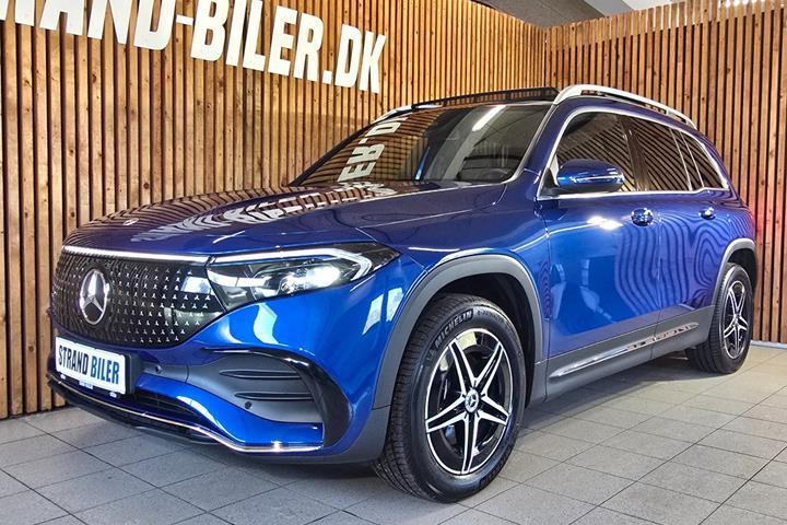 Blå Mercedes EQB250+ fra 2025
