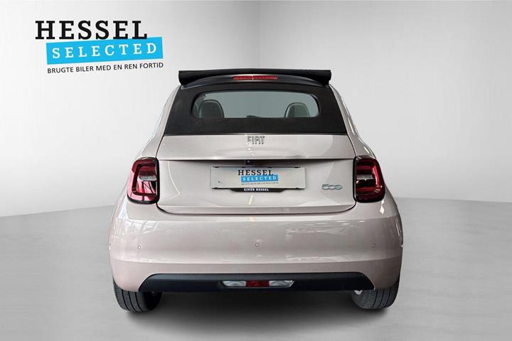 Gul Fiat 500e fra 2024