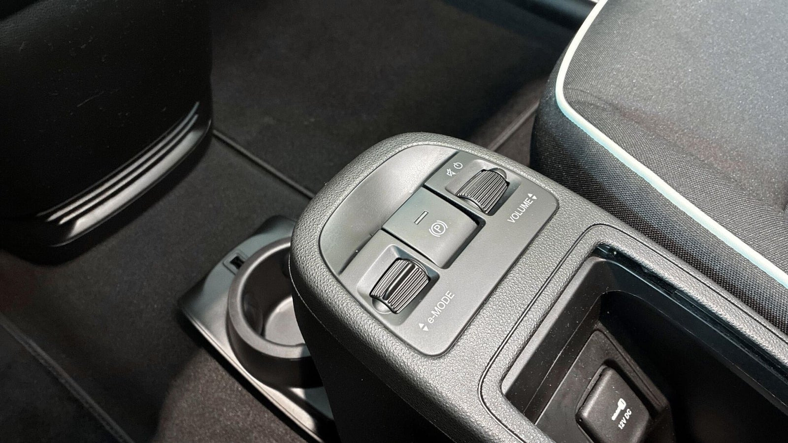Gul Fiat 500e fra 2024