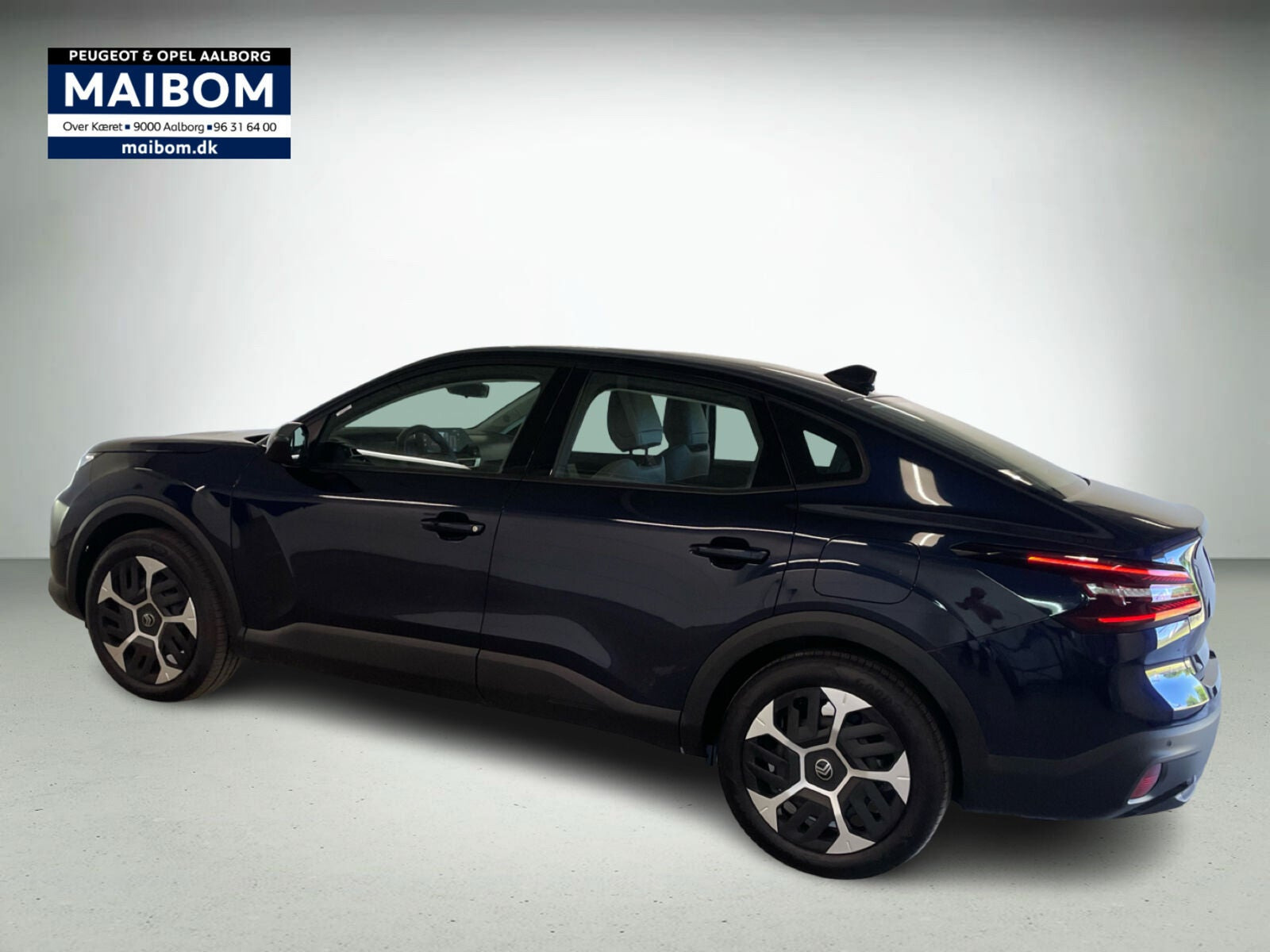 Blå Citroën ë-C4 X fra 2025
