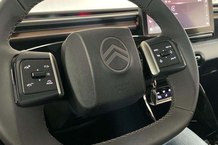 Sort Citroën e-C3 Aircross fra 2025