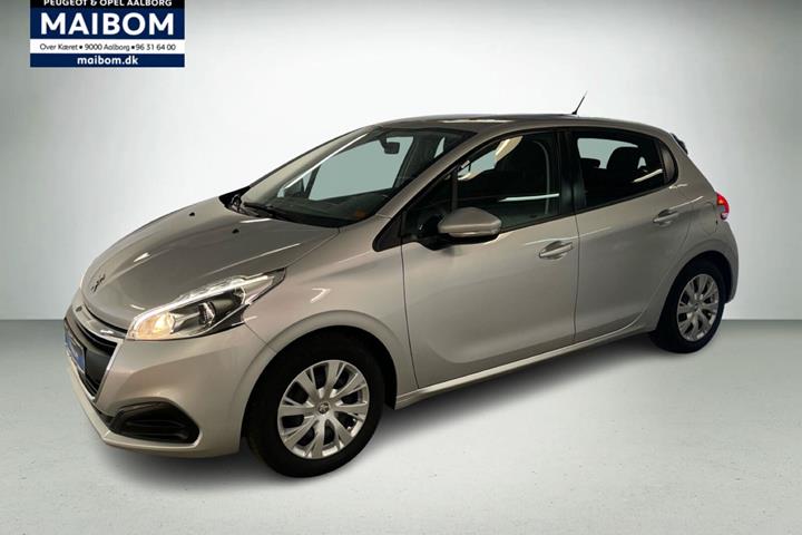 Sølv Peugeot 208 fra 2018
