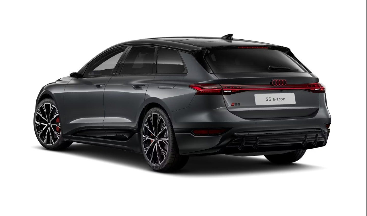Grå Audi S6 e-tron fra 2025