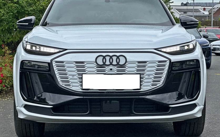 Audi Q6 e-tron S-line quattro