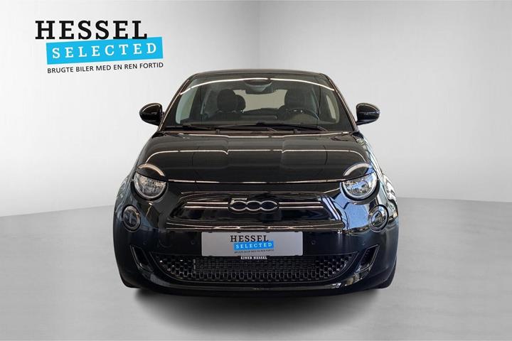 Sort Fiat 500e fra 2024