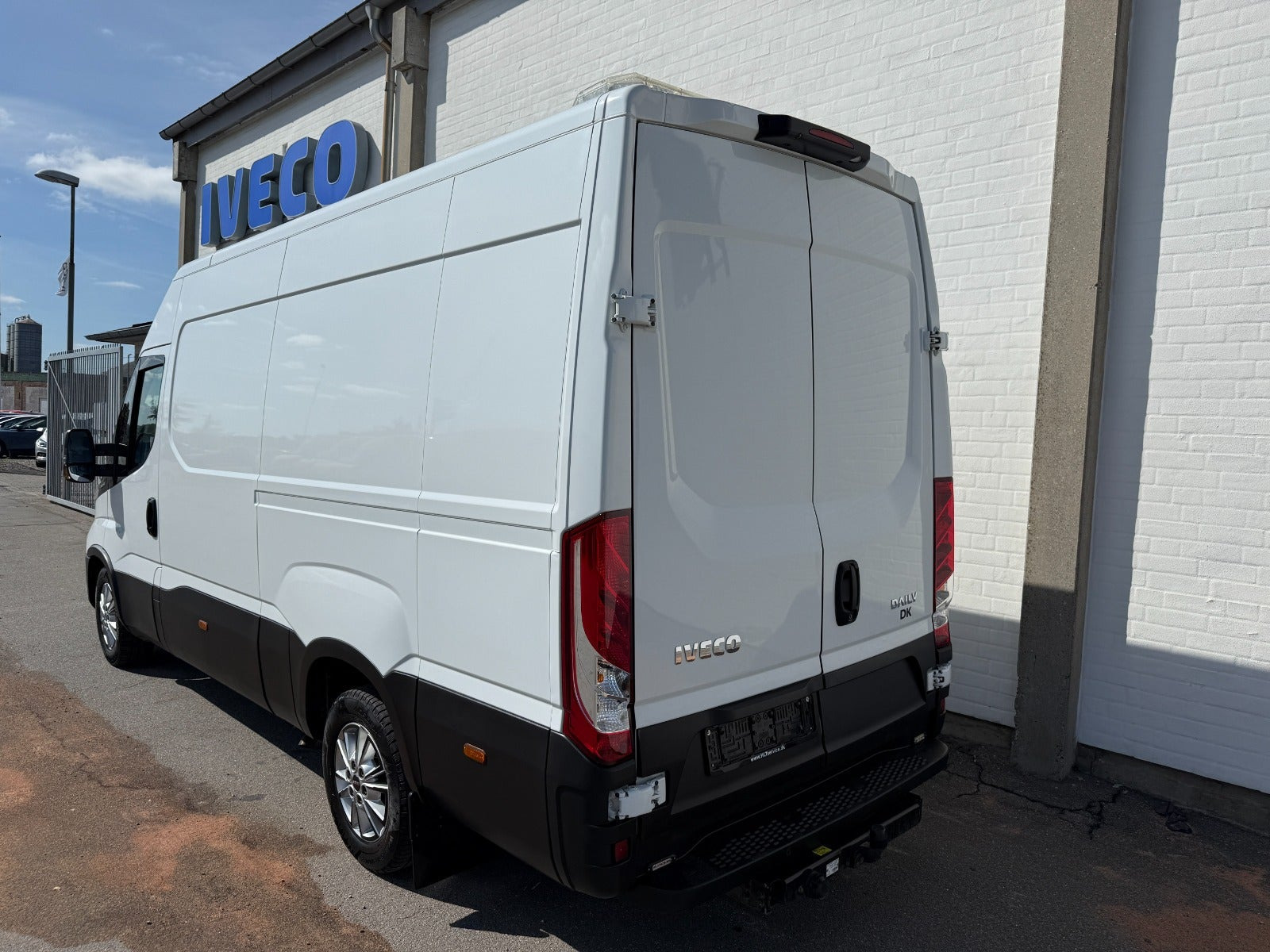 Hvid Iveco Daily fra 2022