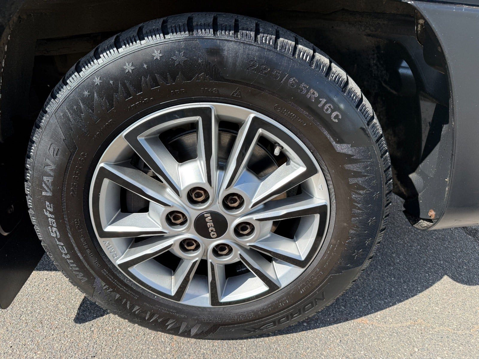 Hvid Iveco Daily fra 2022