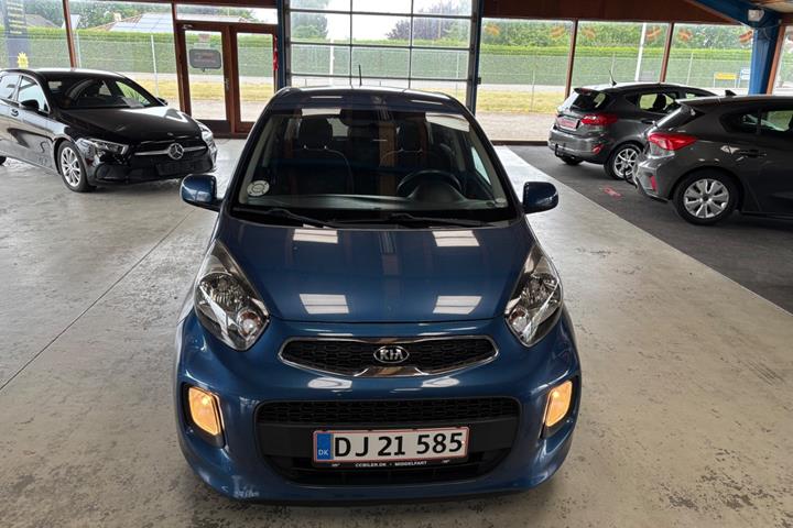 Blå Kia Picanto fra 2016