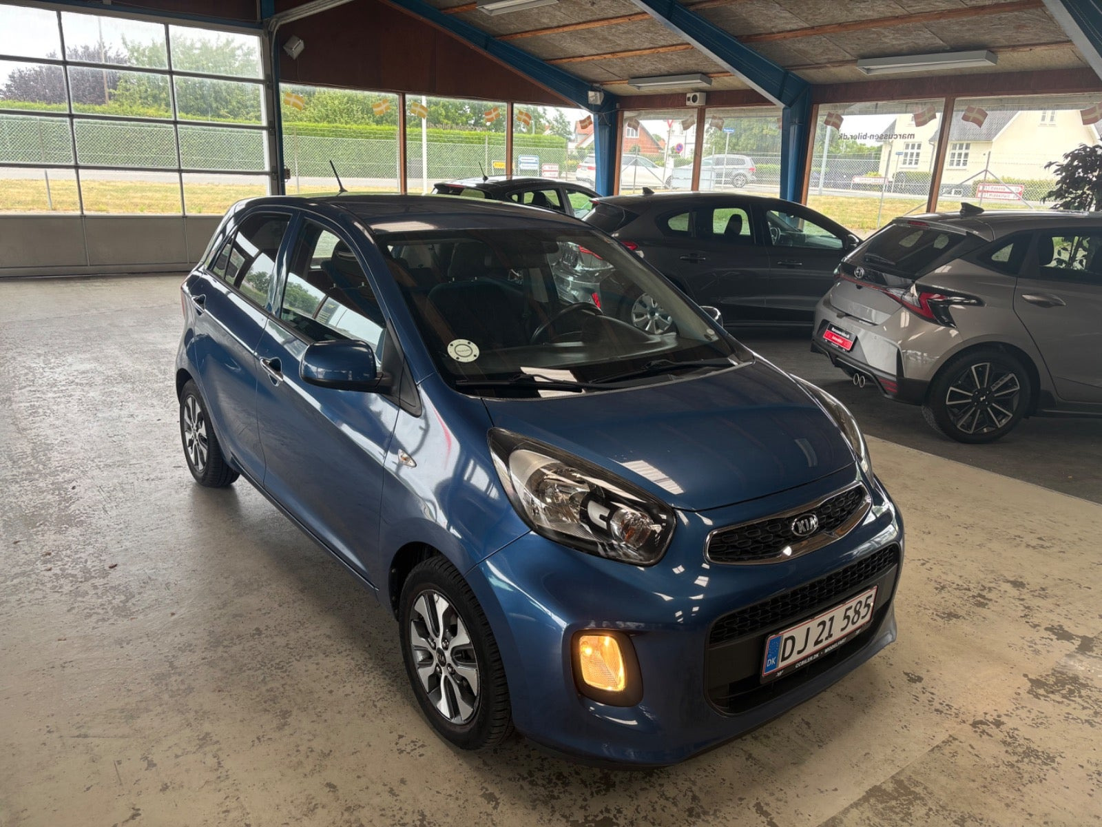 Blå Kia Picanto fra 2016