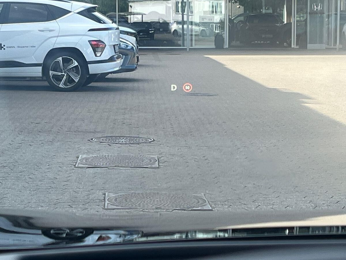 Sort Mazda 6e fra 2026