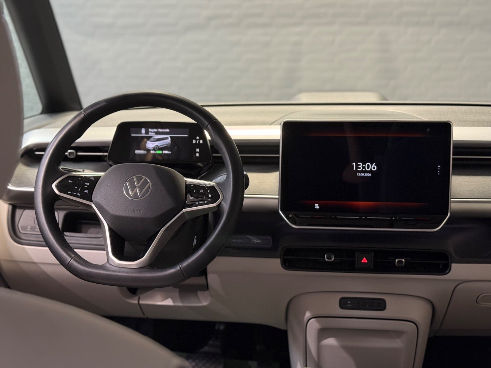 Sølv VW ID.Buzz fra 2025