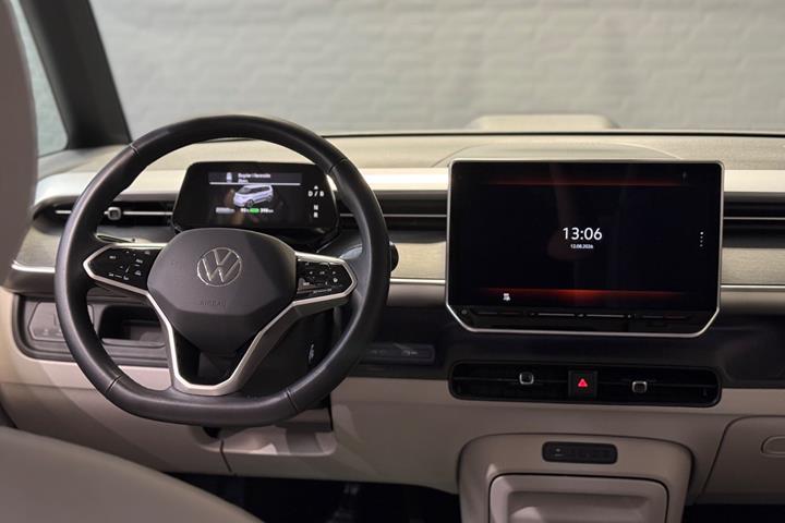Sølv VW ID.Buzz fra 2025