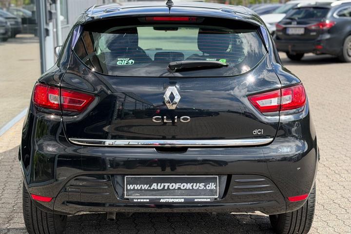 Sort Renault Clio IV fra 2016