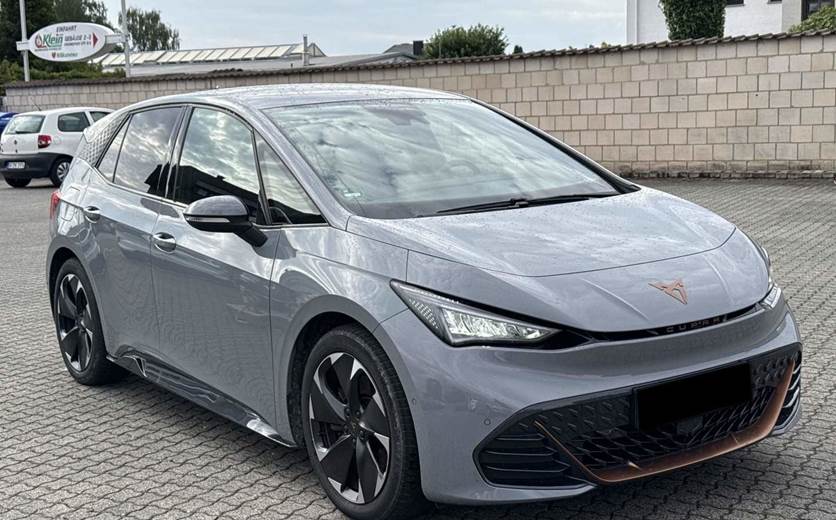 Cupra Born 77 e-Boost