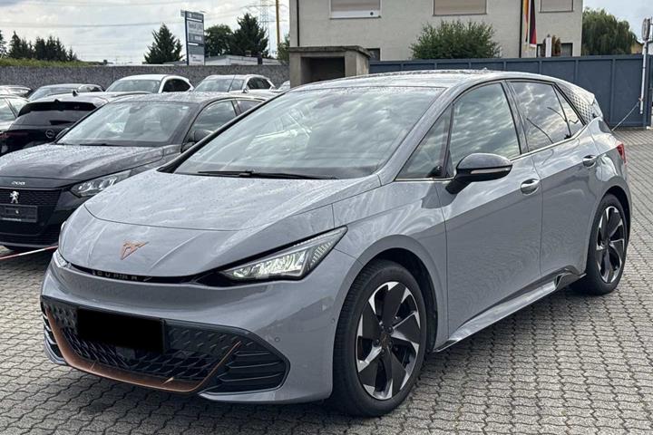 Grå Cupra Born fra 2023