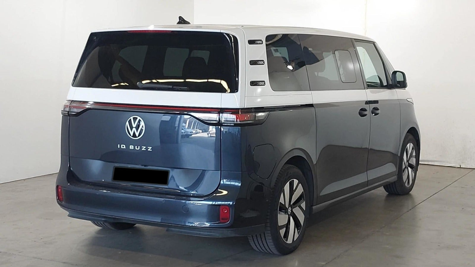 Blå VW ID.Buzz fra 2025