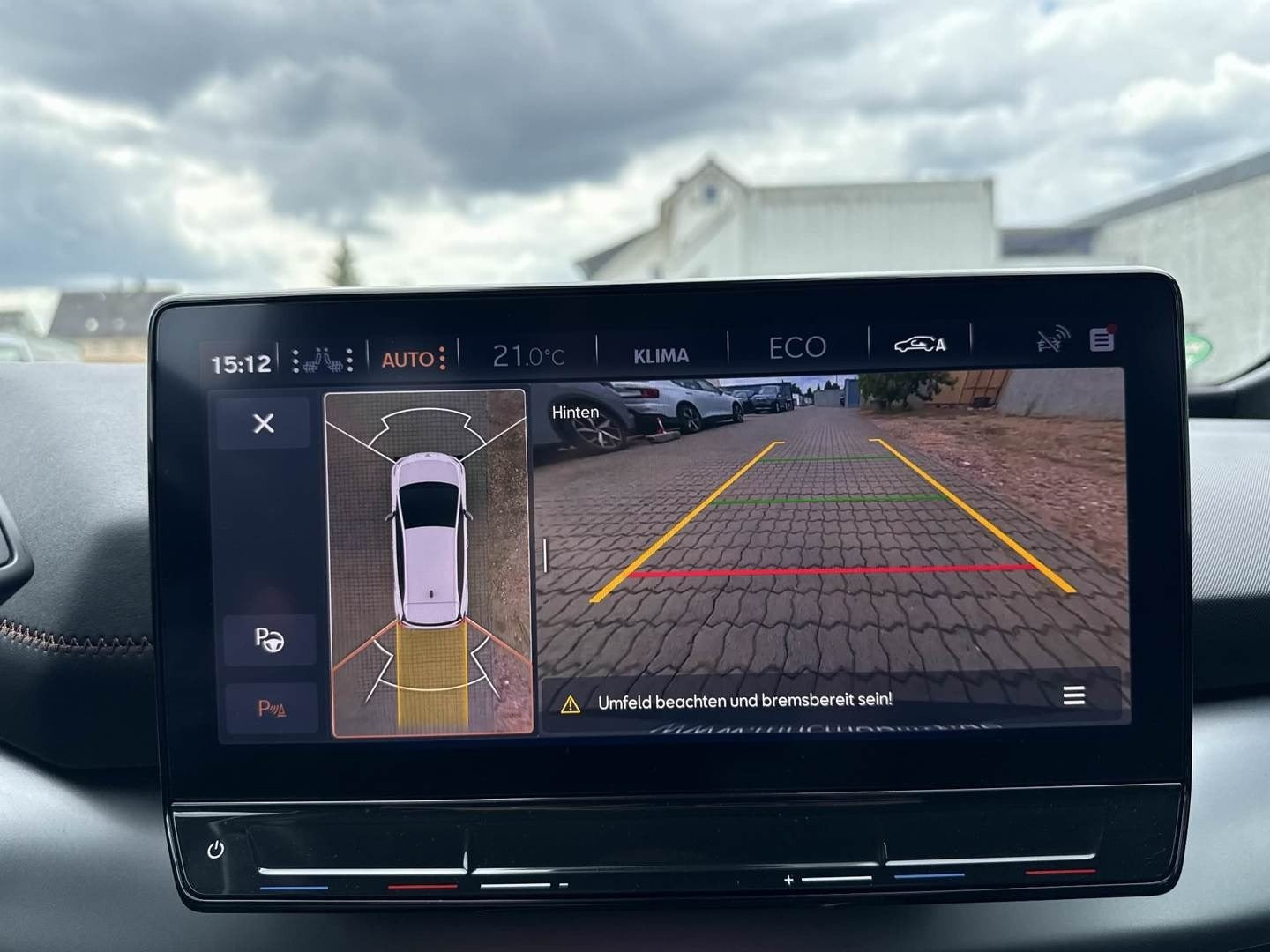 Grå Cupra Born fra 2023