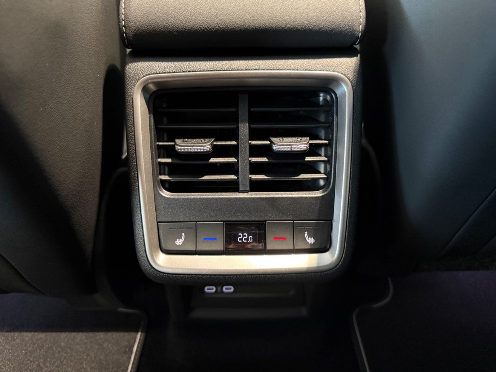 Grøn Skoda Enyaq fra 2027