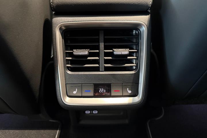 Grøn Skoda Enyaq fra 2027