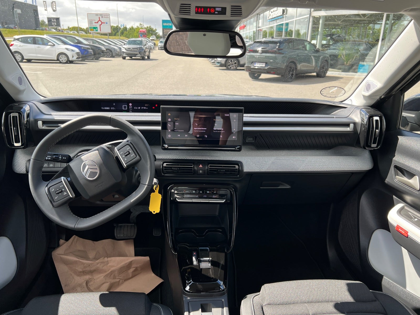 Grøn Citroën e-C3 Aircross fra 2025