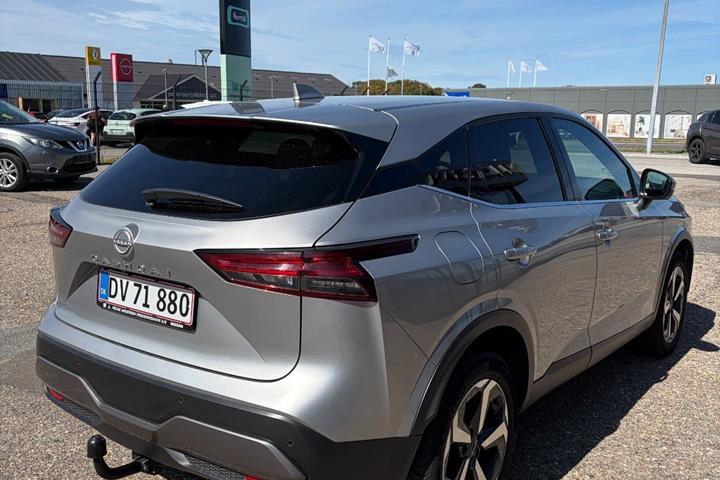 undefined Nissan Qashqai fra 2023