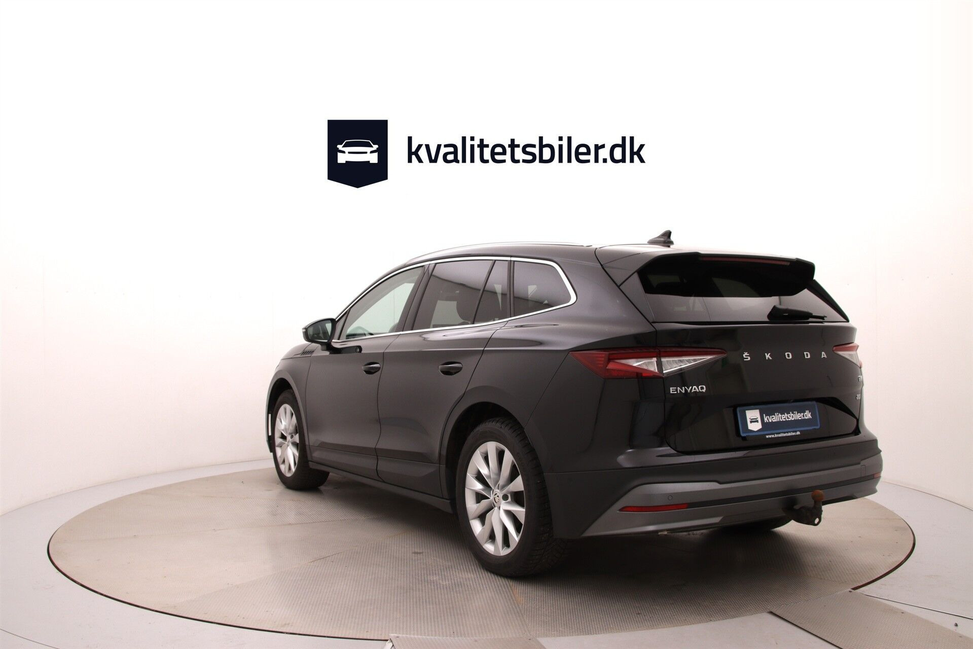 Sort Skoda Enyaq fra 2023