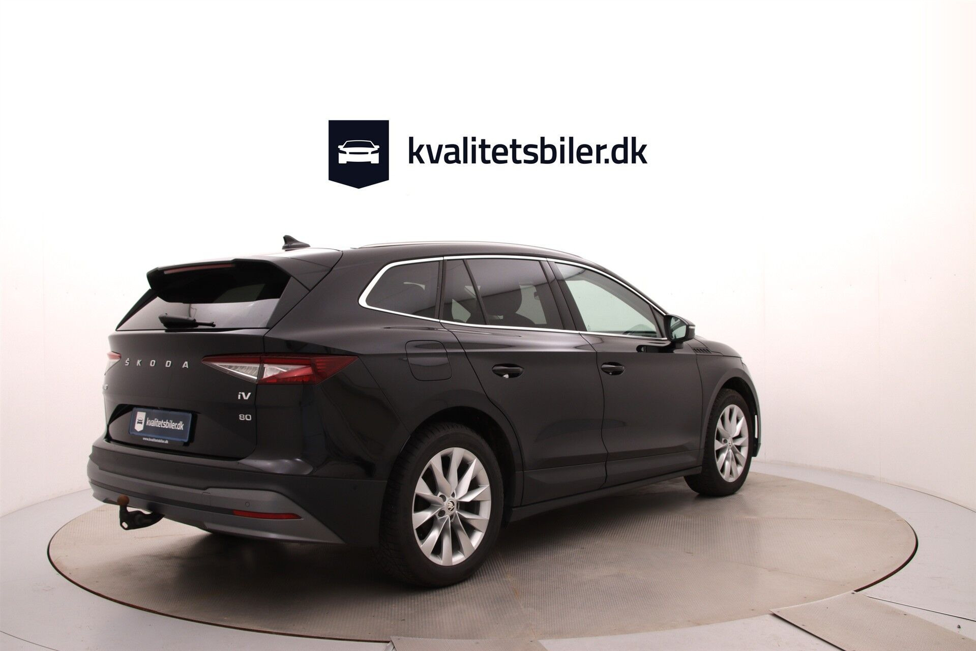 Sort Skoda Enyaq fra 2023