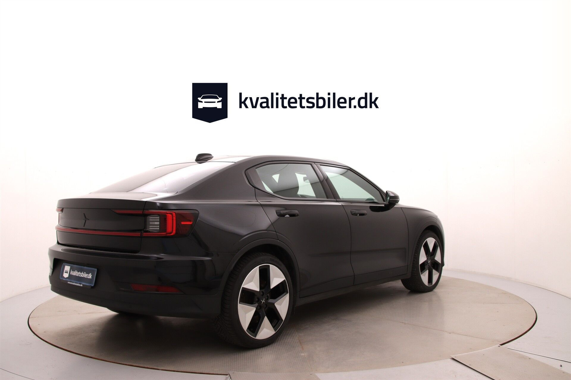 Sort Polestar 2 fra 2023