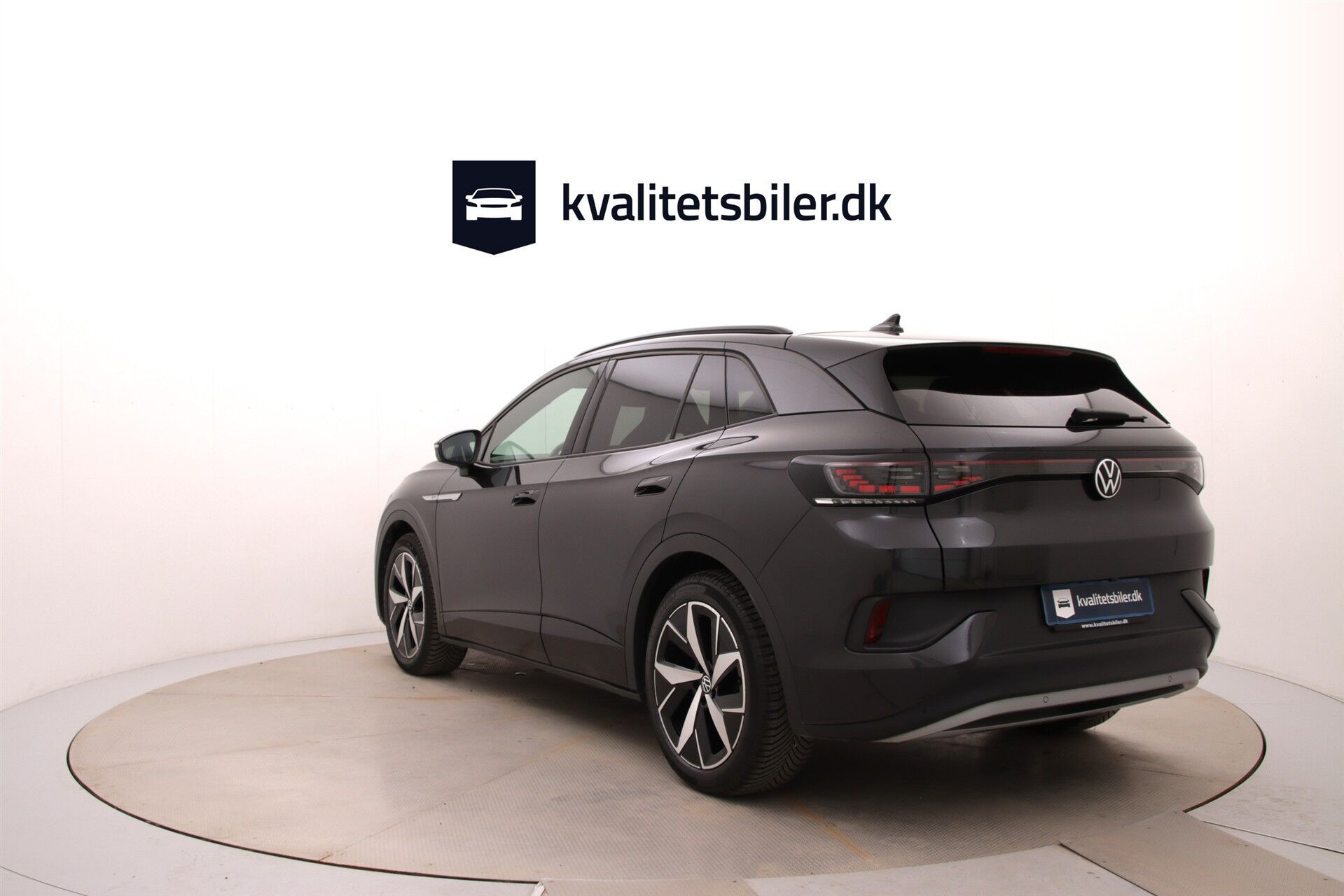 Grå VW ID.4 fra 2021