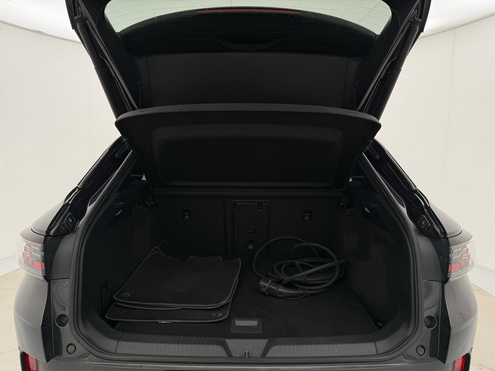 Grå VW ID.4 fra 2021