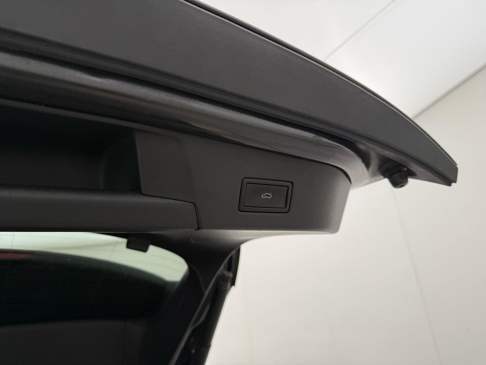 Grå VW ID.4 fra 2021
