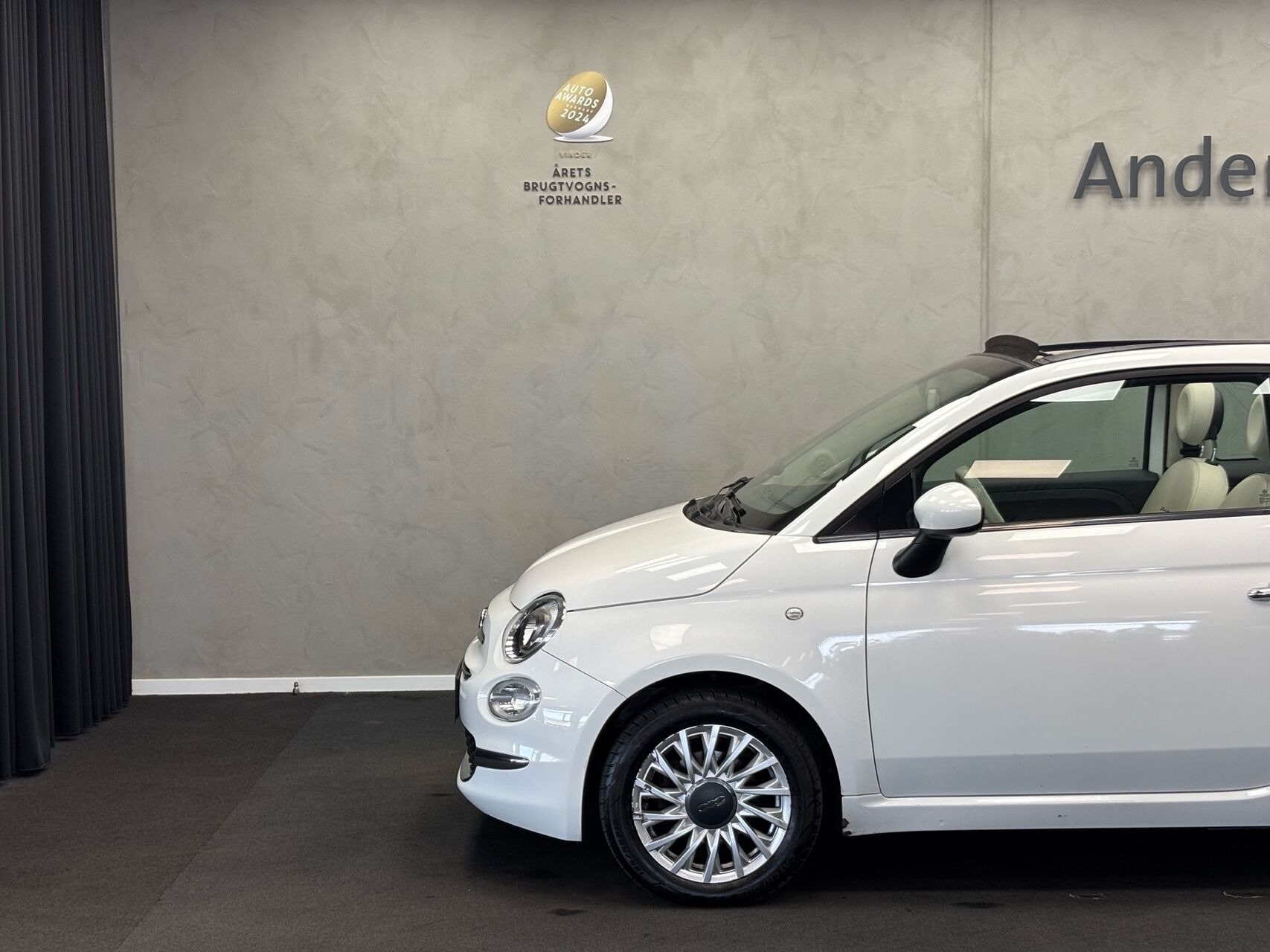 Hvid Fiat 500C fra 2016
