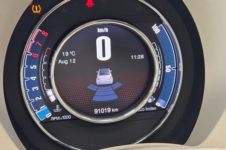 Hvid Fiat 500C fra 2016